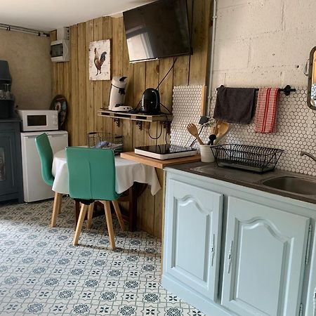 Petit Gite A La Ferme Des Buttons Rosnay  エクステリア 写真